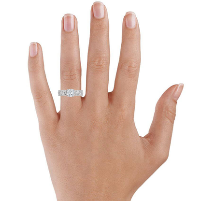 Emeris Diamond Engagement Ring